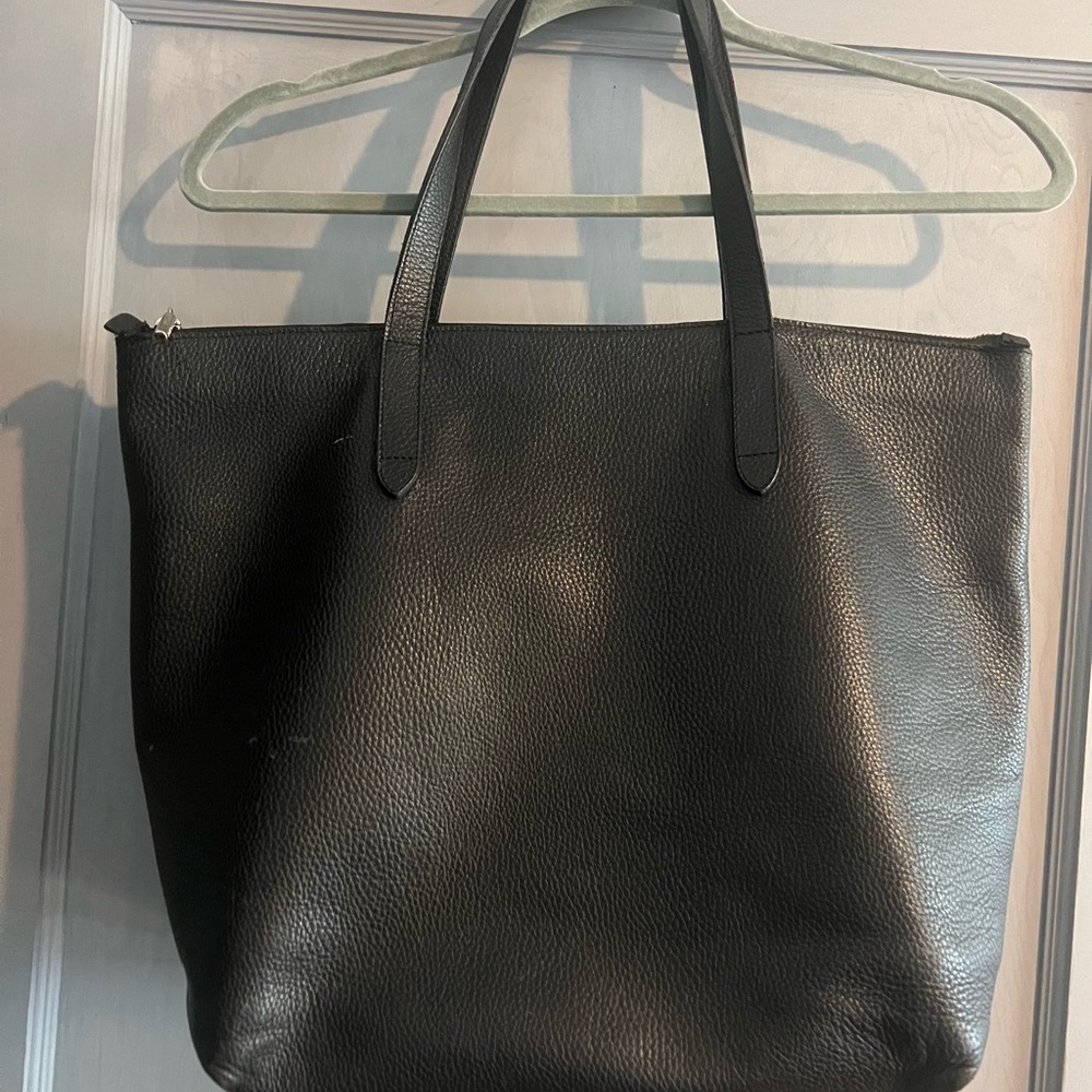 Cuyana Black Leather Bag with Gold Accents